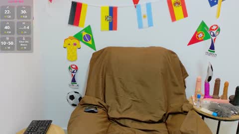 evvaa_moon online show from June 22, 2026, 12:35 pm