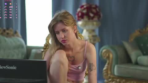 Eva online show from June 22, 2026, 3:25 am