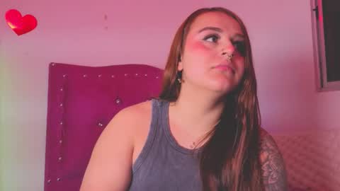 Snapshot of evy_orange1 chatting on October 6, 2025, 1:47 am EVY online show from October 6, 2025, 1:47 am