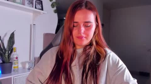 EVY online show from February 10, 2026, 2:48 am