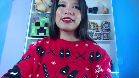 Im Evy online show from December 26, 2024, 1:07 am