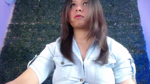 Im Evy online show from May 4, 2026, 4:47 pm