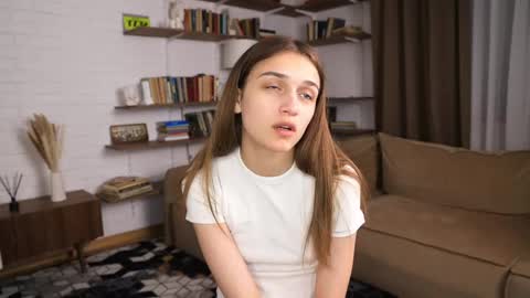 Ann online show from June 4, 2026, 9:32 pm