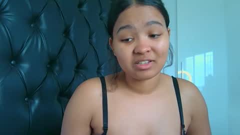 courtney online show from May 6, 2026, 5:25 am