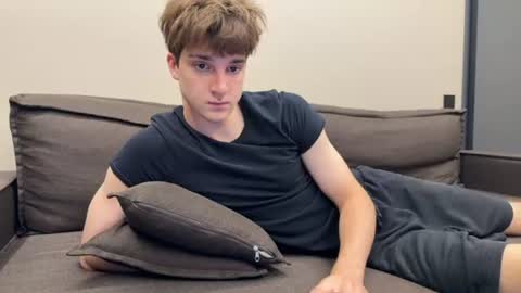 Snapshot of exclusiveflexboy chatting on June 29, 2026, 9:37 pm exclusiveflexboy online show from June 29, 2026, 9:37 pm
