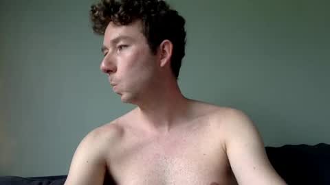 Excuteboy online show from March 10, 2026, 9:03 am