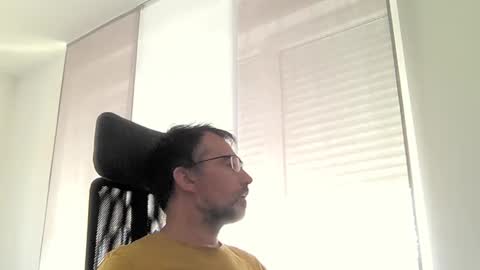 Snapshot of exhibit77 chatting on June 15, 2026, 10:50 am exhibit77 online show from June 15, 2026, 10:50 am