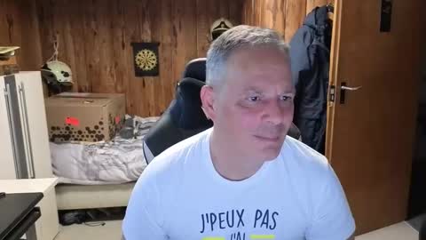 Snapshot of exibe1219 chatting on April 6, 2026, 10:16 am exibe1219 online show from April 6, 2026, 10:16 am