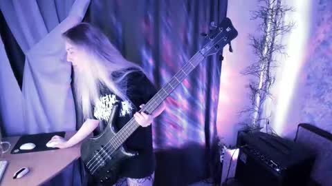 my real name is Irene but Exo is oke too  online show from September 20, 2025, 4:46 am