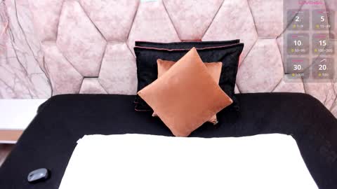 Snapshot of exotic_ebony_ chatting on November 29, 2025, 7:28 pm Alison online show from November 29, 2025, 7:28 pm