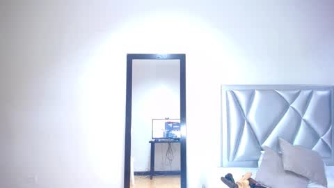 Snapshot of exotic_karmella chatting on February 17, 2025, 9:08 pm exotic_karmella online show from February 17, 2025, 9:08 pm