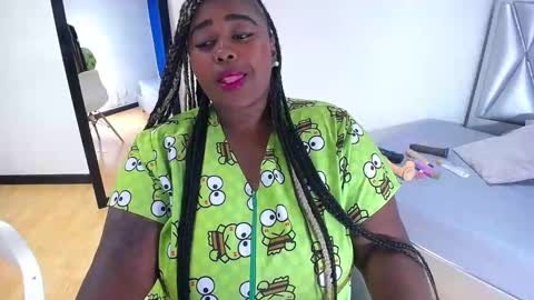 Snapshot of exotic_karmella chatting on October 6, 2025, 8:39 pm exotic_karmella online show from October 6, 2025, 8:39 pm