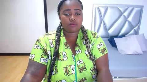 Snapshot of exotic_karmella chatting on October 14, 2025, 8:42 pm exotic_karmella online show from October 14, 2025, 8:42 pm