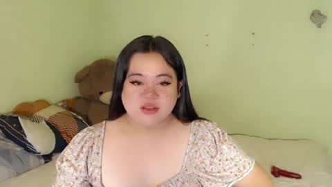SHANTAL MARIE online show from June 19, 2026, 7:56 am