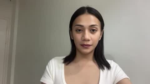 exotictssavie online show from April 11, 2026, 5:17 pm