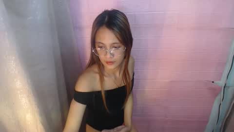 Snapshot of expenseve_kendy chatting on October 7, 2025, 5:32 pm veronica online show from October 7, 2025, 5:32 pm