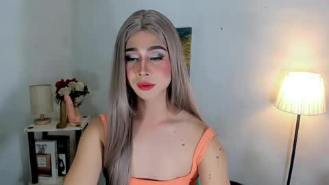 expensive_elise online show from March 2, 2026, 12:34 pm