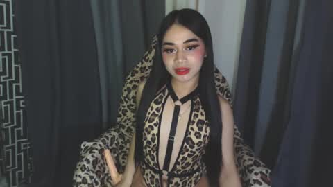 chloee online show from February 17, 2025, 2:59 pm