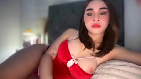 chloee online show from May 3, 2026, 1:28 pm