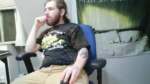 Snapshot of explosive_andyy chatting on April 12, 2026, 6:18 am Explosivee andyy online show from April 12, 2026, 6:18 am