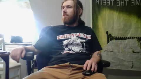 Snapshot of explosive_andyy chatting on April 21, 2026, 9:17 pm Explosivee andyy online show from April 21, 2026, 9:17 pm