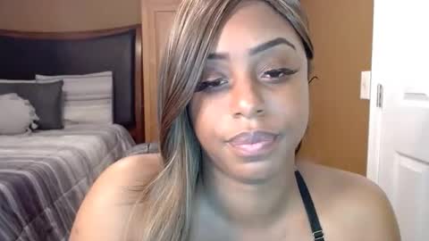 exstacybanks online show from October 9, 2025, 3:21 pm