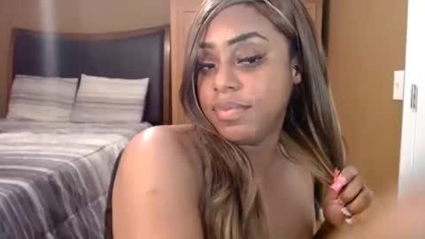 exstacybanks online show from October 16, 2025, 3:18 am