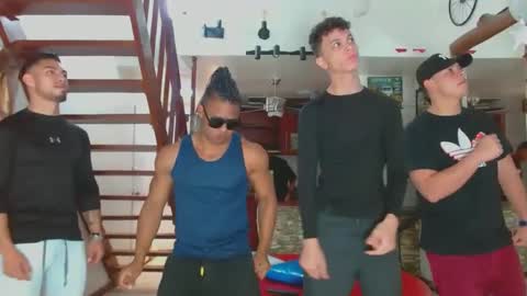 extrangers online show from December 6, 2024, 12:05 pm