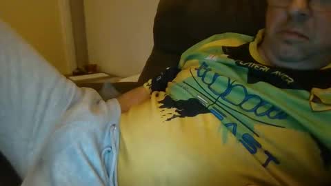 Snapshot of exxxup chatting on October 29, 2025, 8:10 pm exxxup online show from October 29, 2025, 8:10 pm