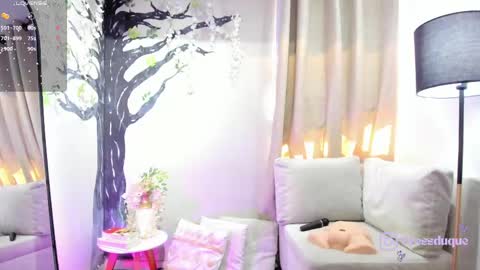      online show from May 4, 2026, 7:32 pm