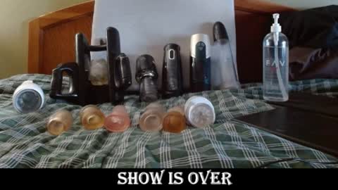 Snapshot of eyeswideshut63 chatting on January 15, 2025, 10:57 pm Eyeswideshut63 online show from January 15, 2025, 10:57 pm