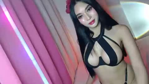 NewKarina online show from December 22, 2024, 4:06 am