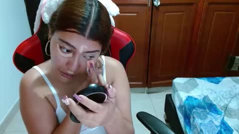 Snapshot of eyfy_bbs chatting on October 26, 2025, 8:48 pm Nadia online show from October 26, 2025, 8:48 pm