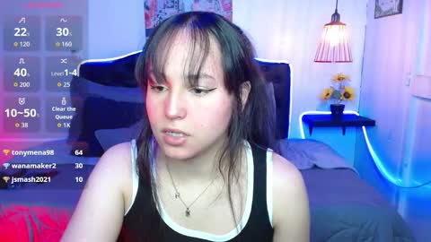 eymmy_24 online show from October 5, 2025, 11:24 pm