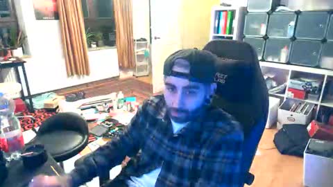 Eytab online show from September 16, 2025, 1:39 am