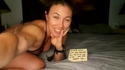 ezbreezy13 online show from May 13, 2026, 2:42 am