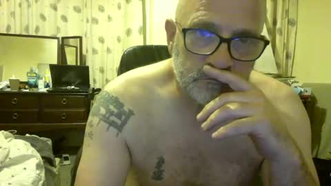f1zzeek online show from June 20, 2026, 10:56 pm