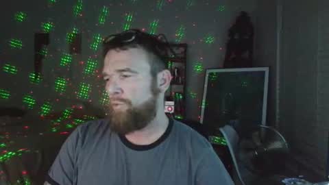 Snapshot of f33l_good chatting on February 10, 2026, 5:33 am F33l Good online show from February 10, 2026, 5:33 am