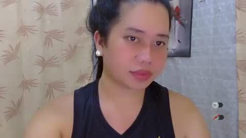 yanna online show from September 30, 2025, 1:38 pm