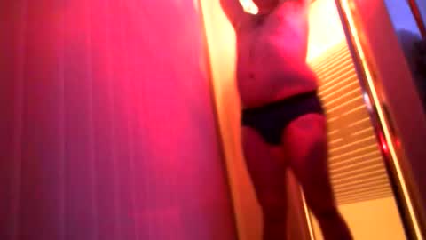 f4rtmaker online show from December 18, 2025, 6:08 am