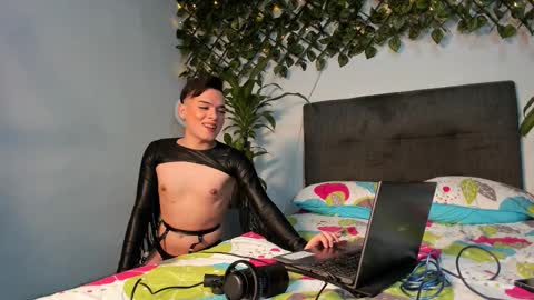 Snapshot of fabbermusic chatting on January 18, 2026, 7:56 am Stiven Baby online show from January 18, 2026, 7:56 am