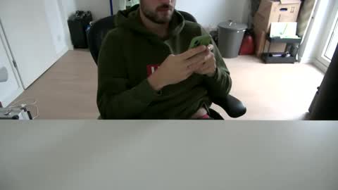 Call me bitch online show from October 29, 2025, 3:03 pm