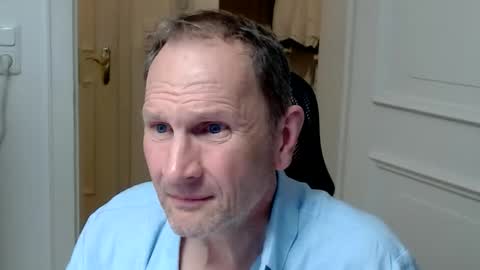 Fabian online show from May 22, 2026, 8:25 pm