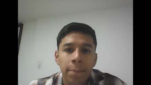 Snapshot of fabiar11 chatting on November 14, 2025, 9:57 pm R online show from November 14, 2025, 9:57 pm