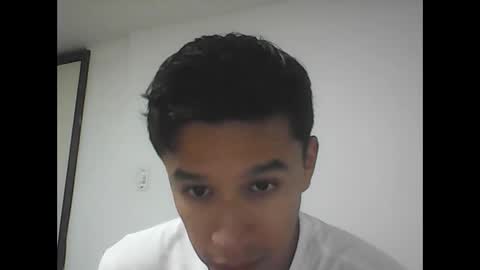 Snapshot of fabiar11 chatting on November 23, 2025, 7:13 pm R online show from November 23, 2025, 7:13 pm