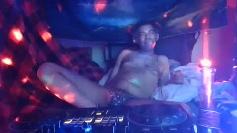 fadeyisteven32 online show from June 20, 2026, 6:05 am