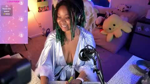 aisha online show from September 23, 2025, 12:13 am