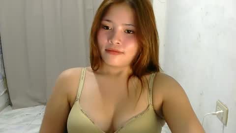 Snapshot of fahara_lea chatting on July 3, 2026, 12:17 am fahara_lea online show from July 3, 2026, 12:17 am
