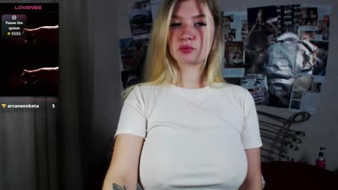 Snapshot of faiirylight chatting on October 24, 2025, 5:37 am Eve online show from October 24, 2025, 5:37 am