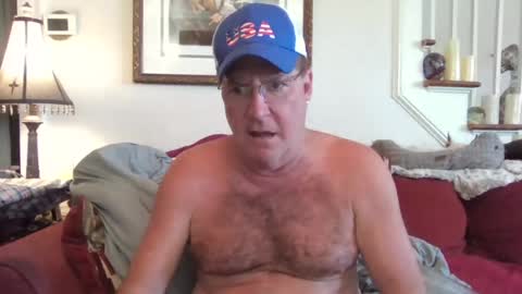 Snapshot of fairmount31 chatting on July 9, 2026, 4:22 pm fairmount31 online show from July 9, 2026, 4:22 pm